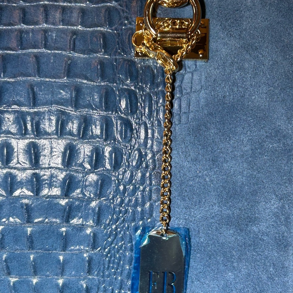 Borse in Pelle Blue Croc-Embossed Suede & Leather Bag Approx. 12” x 10” x 4” NWT - Picture 9 of 15